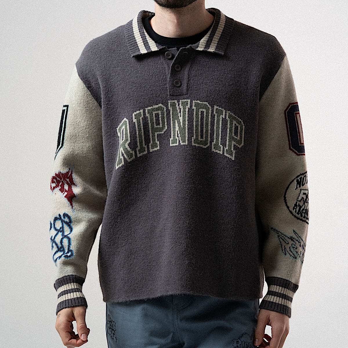 Run It Up Knit Sweater (Charoal / Cream) - Image 4