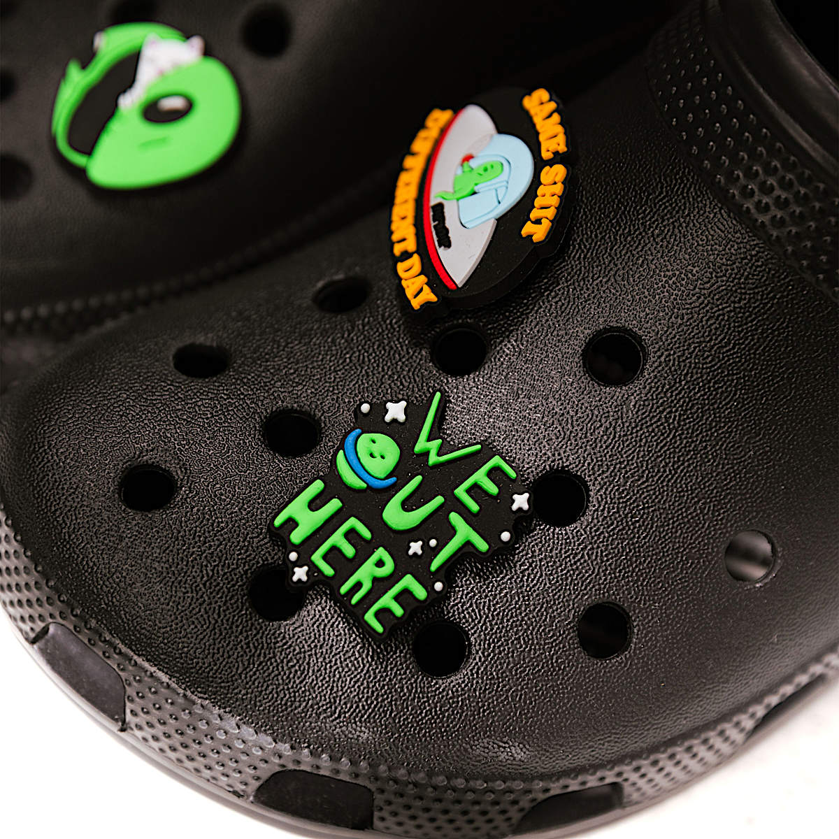 We Out Here Shoe Charm Pack (Multi) - Image 4