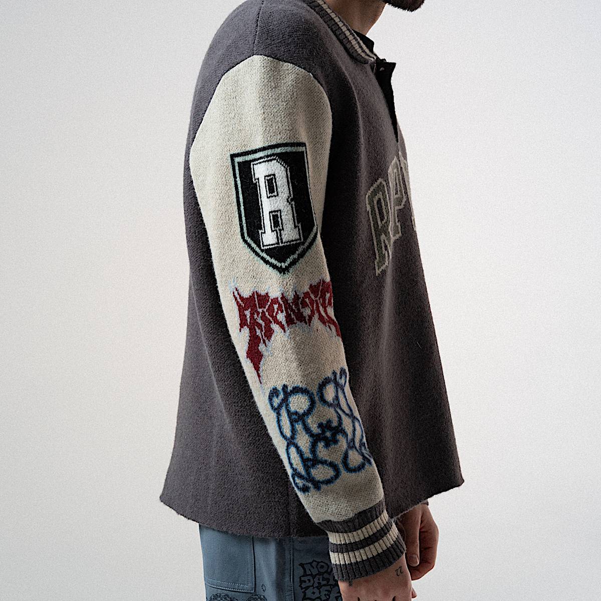 Run It Up Knit Sweater (Charoal / Cream) - Image 5